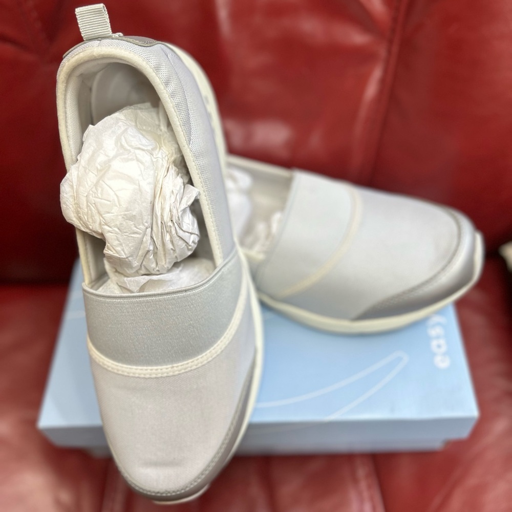 Easy Spirit Twist2 Gray Slip-On Athletic Shoes